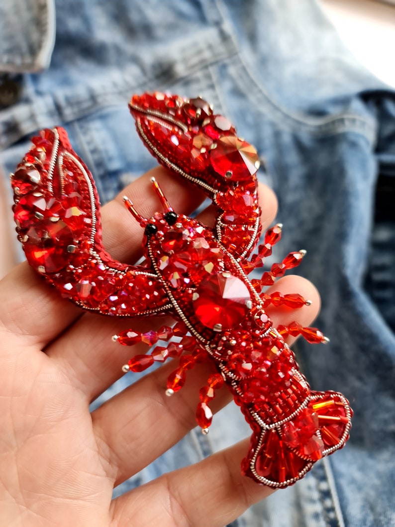 Lobster Beaded Brooch, Unique gifts for her, Beach jewelry image 3