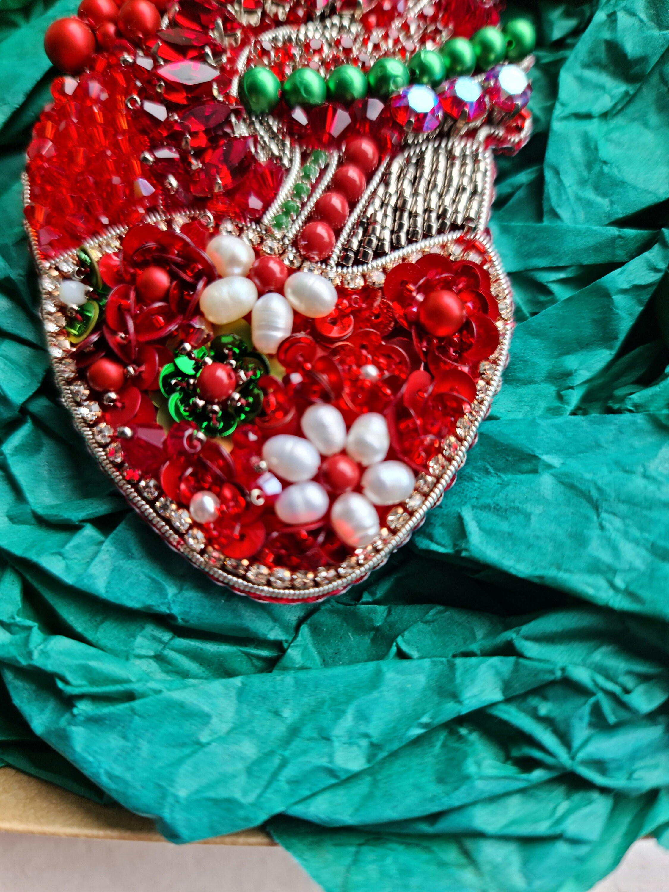 Spilla A Cuore Anatomico Con Farfalla - Creativa E Estetica | Per Zaino, Abbigliamento, Regalo - Foto 8