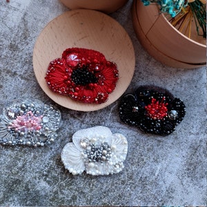 Flower Crystal pin, Poppy Beaded Jewelry, Gardening Gift image 10