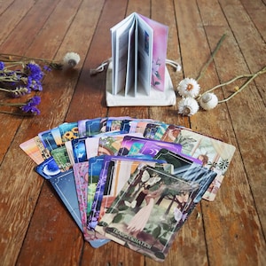 MAGIE DE L'INTENTION : grandes cartes d'intention illustrées avec livret d'orientation, jeu d'oracles d'affirmations