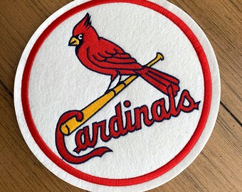 3.5 inch Embroidered Iron or Sew on Patch Applique Free Shipping * St Louis Cardinals