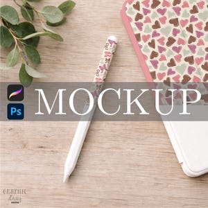 以下が含まれることがあります： 斑点のあるマット仕上げのセラミックマグカップ3個セット。マグカップはクリーム色、ライトグレー、ダークグレーです。各マグカップはシンプルでミニマリストなデザインです。