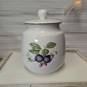 Tarro de almacenamiento vintage St Michael Ashberry Plums Barrel Farmhouse Cottage Biscuit Jar Container