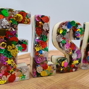 Letras de resina 4.5" XL Variedad Hecho a pedido Pesado, Nombre Frase Gran calidad Regalo perfecto Hecho a medida Cumpleaños Baby Shower Inicio Regalo Idea