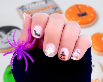 This is Halloween Nail wraps/ Halloween nail wraps