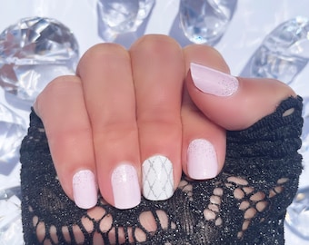 Dazzling Diamond Nail Wraps