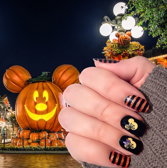 Not-So-Scary Halloween Nail wraps/ Halloween nail wraps / Disney Nails
