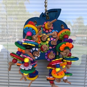 BIRDS APPLE CRUNCH Toy