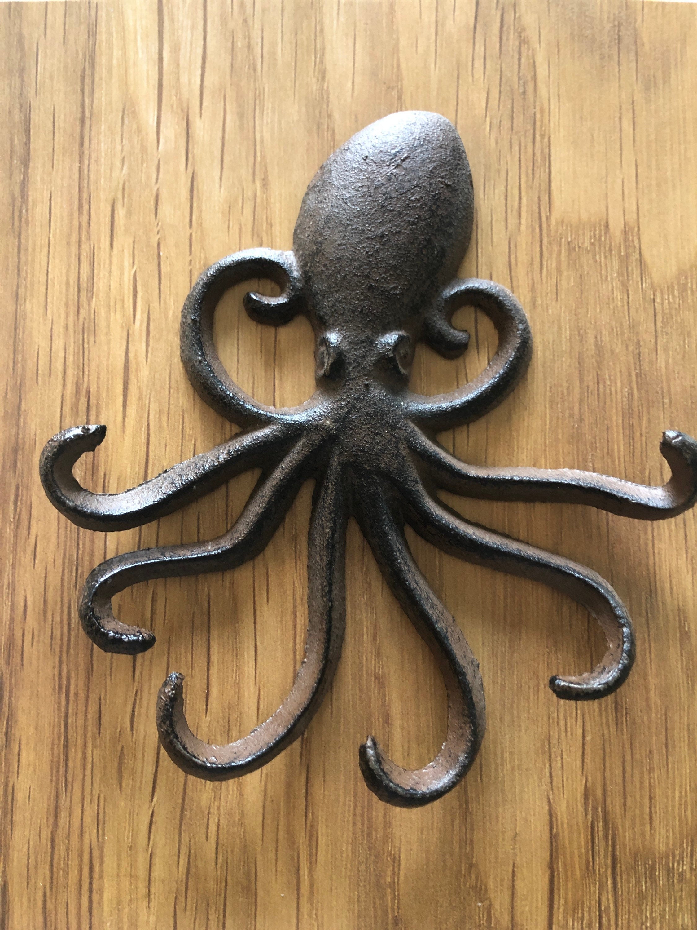 Sumnacon Decorative Cast Iron Octopus 6 Tentacles Wall Hook - Wall Mounted  Keys Hook Coat Rack Towels Holder Copper