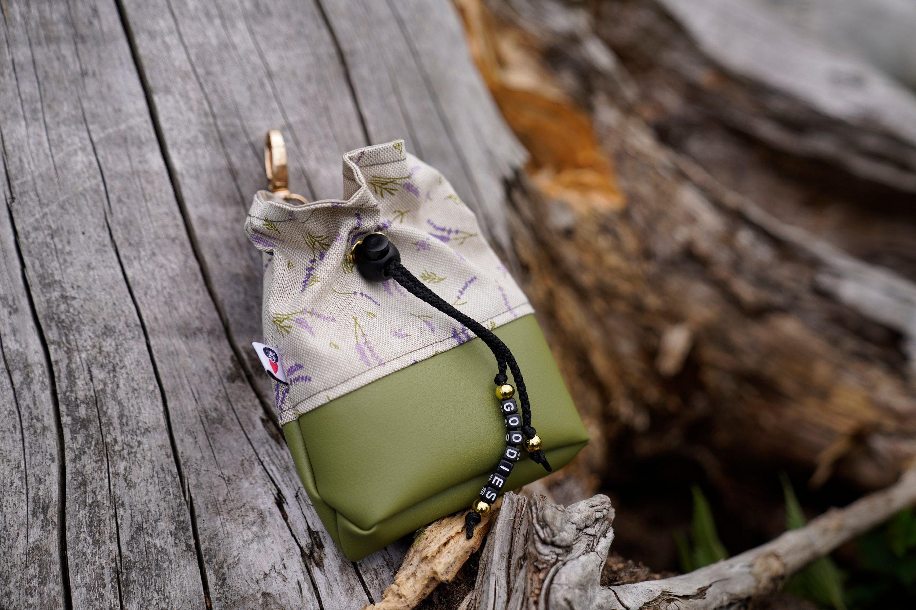 Sac de Friandises Pour Chiens en Toile et Faux Cuir Lavande