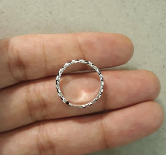Chain Toe Ring - 1 Pc, Bichua, Metal Toe Ring, पैर की अंगूठी, पैरों की  बिछिया, टो रिंग - Jauhri A Unit Of Jewels By Revlis, Noida | ID: 25884132173