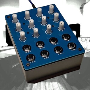 Midi Controller BB-SE / DIN Midi Out / White Led buttons / Special Version / Fully Configurable / Plug & Play image 4