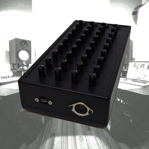 Midi Controller BB-L / DIN Midi & USB Midi Out / Fully Configurable / Lots of Controls image 4