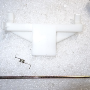 Nintendo Japan Super Famicom SFC Replacement White Eject Latch w/ Bar & Spring