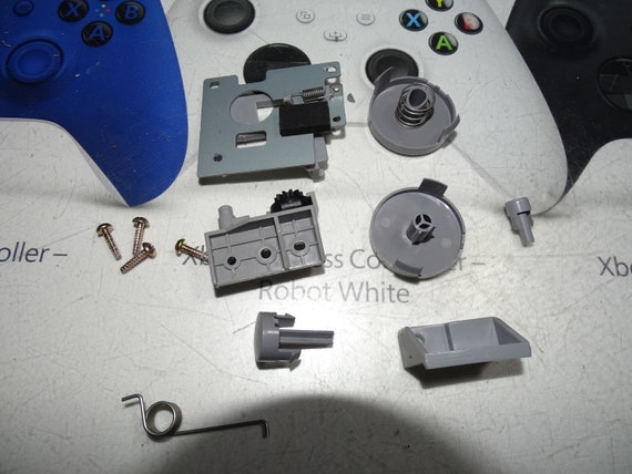PS1 7501/9001/7001/5501 ONLY Top Cover Buttons, Screws & Parts ONLY-Just OK Cosmetic Condition-Mild Darkening-Read