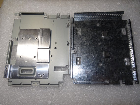 SEGA Dreamcast Model 1 Labeled Clean Cosmetic Top & Bottom Metal Heat Sink Plates
