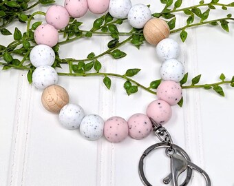 Wristlet Keychain, Pink Key Chain Bracelet,  Minimalist Wristlet, Keychain for Women, Key Holder, Stylish Gift, Sweet Sixteen Gift