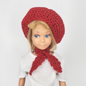Beret and Kerchief for 9&quot; Fashion Dolls - 1:6 Scale