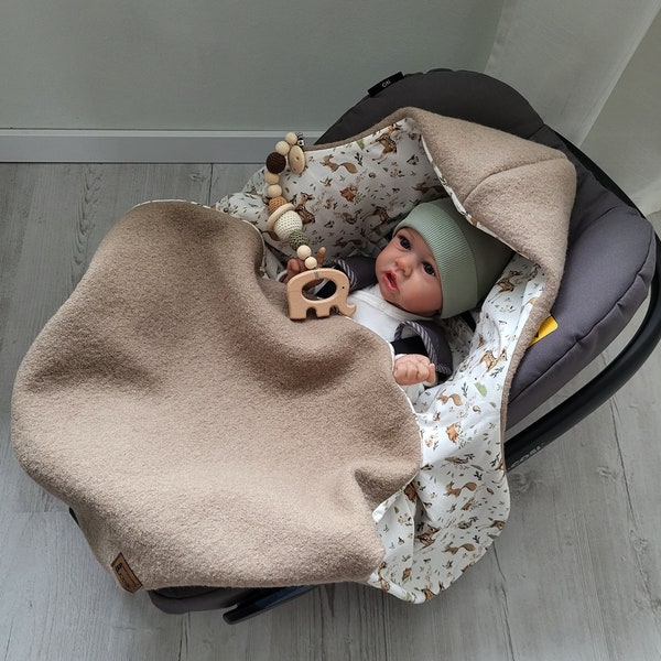 Kuschelige Einschlagdecke für Babyschale aus 100% Walkloden,Wolle Beige- Waldtiere Jersey Geburt Taufe Herbst Winter MaxiCosi KÜSTENJUWEL