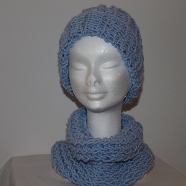 Ensemble bonnet  et écharpe enfant ou ado rose ou bleu