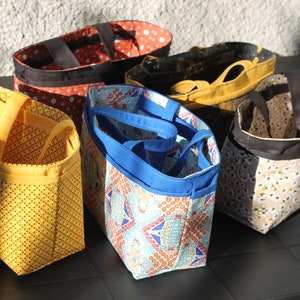 Organisateur de sac en coton, plusieurs poches intérieur et extérieur avec thermocollant pour plus de rigidité