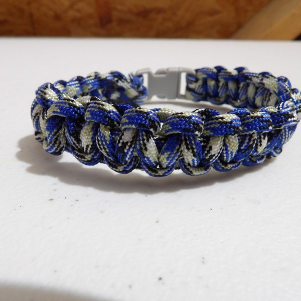 Paracord Bracelet - Paracord Wearable - Survival - Camping - Hiking - Blue And Very Light Gray -Bracelet - Jewelry - Woven - Handmade