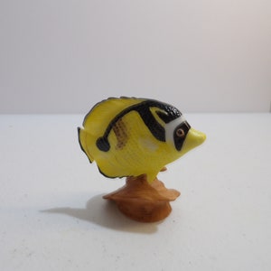 Franklin Mint Fish Figurine - Tropical Fish Figurine - Racoon Butterfly Fish Figurine - Ceramic Fish