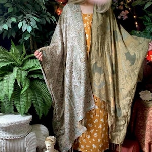 Vintage Handmade Jacket Shawl Whimsigoth Shabby Chic Tatterdemalion Ragamuffin Pagan Boho Wiccan Witch Fairycore Shrug Priestess Avalon Robe