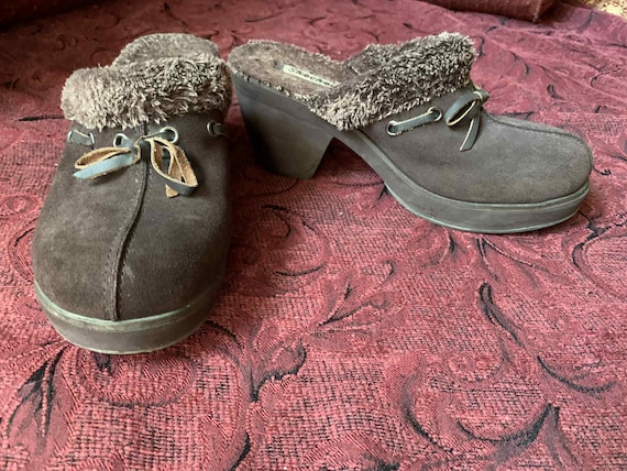 Y2K Suede Fuzzy Clog Slides - Sketchers Inspired … - image 1
