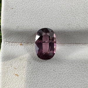 Beautiful Natural Spinal Good quality purple Colour 1.64 carat Cushion Cut Loose gemstones