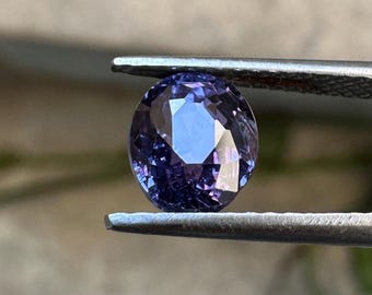 Saphir naturel violet et bleu non chauffé, 2,15 carats, pierre précieuse en vrac de taille ovale
