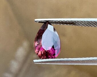 Natural Tourmaline Loose Gemstone,1.51 Carat Size 9.8x6.2x42 mm Shape Pear