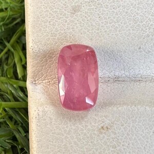 Natural pink Sapphire Unheated good gemstone natural Pink sapphire good quality carat,2.08 cut Cushion Gemstone