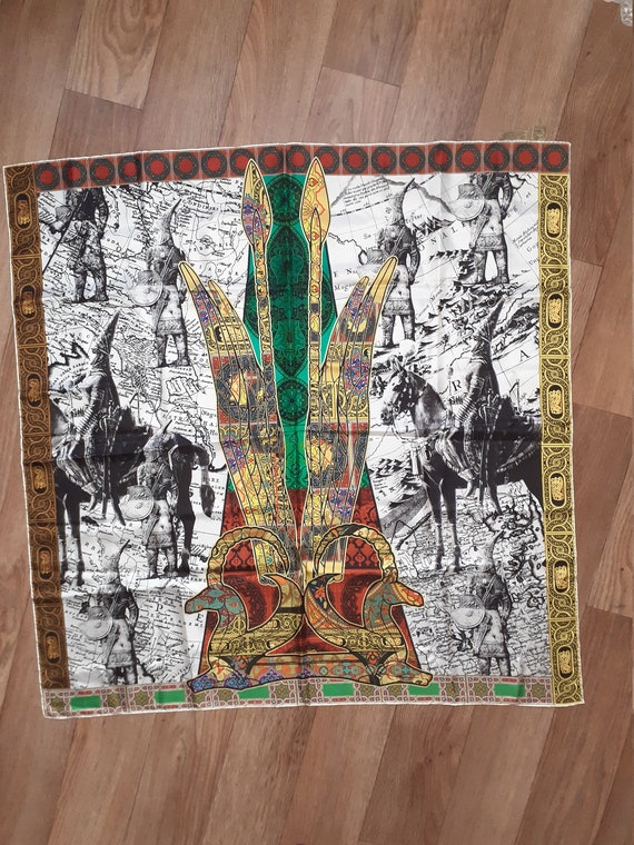 EMPIRE Kazakhstan scarf. Vintage square silk scarf