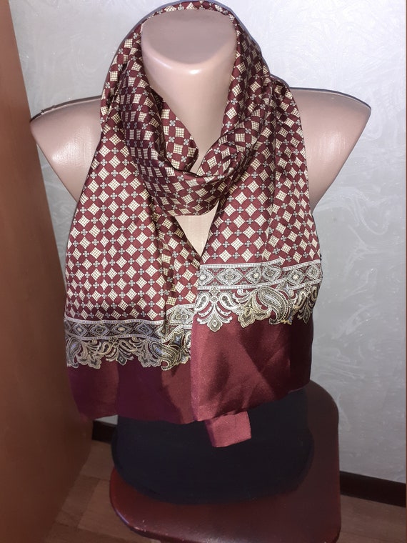 classic hermès scarf