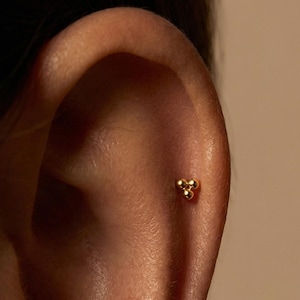 16G 18G Titan Trinity Perle fadenlos Druckstift Labret, flache Rückseite Ohrring, Knorpel, Muschel, Helix, Nasenstecker, Tragus Bolzen, Nasenstecker