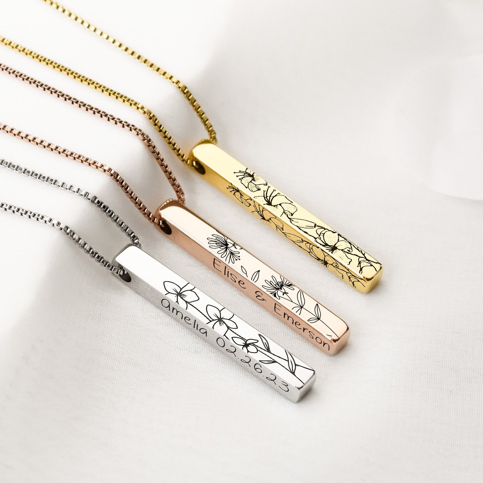 Birth Flower Engraved Pendant Bar Necklace, Personalized Gifts, Mothers Day Gift for Mom, Family Name Necklace, Memorial Loss Gift Jewelry