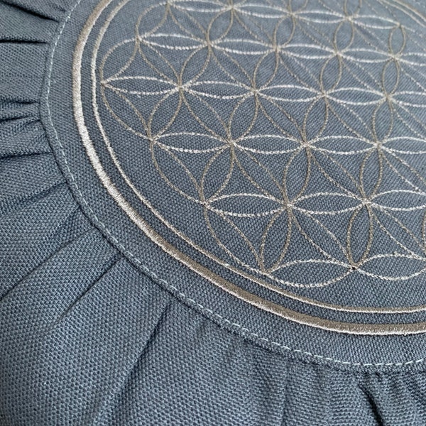 Seat cushion ~ yoga ~ meditation ~ flower of life ~ organic cotton ~ spelled ~ fullness ~ cuddly ~ natural ~ handmade ~ cushion ~ pouf