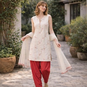 Buy 90s Bollywood Kurti Set Online In India - Etsy India