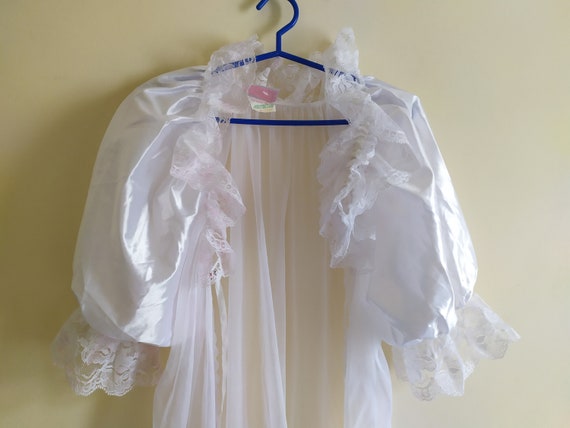 Unused 80's Lace Bridal Robe & Garter - Retro Wed… - image 3