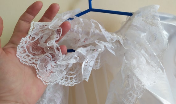 Unused 80's Lace Bridal Robe & Garter - Retro Wed… - image 6