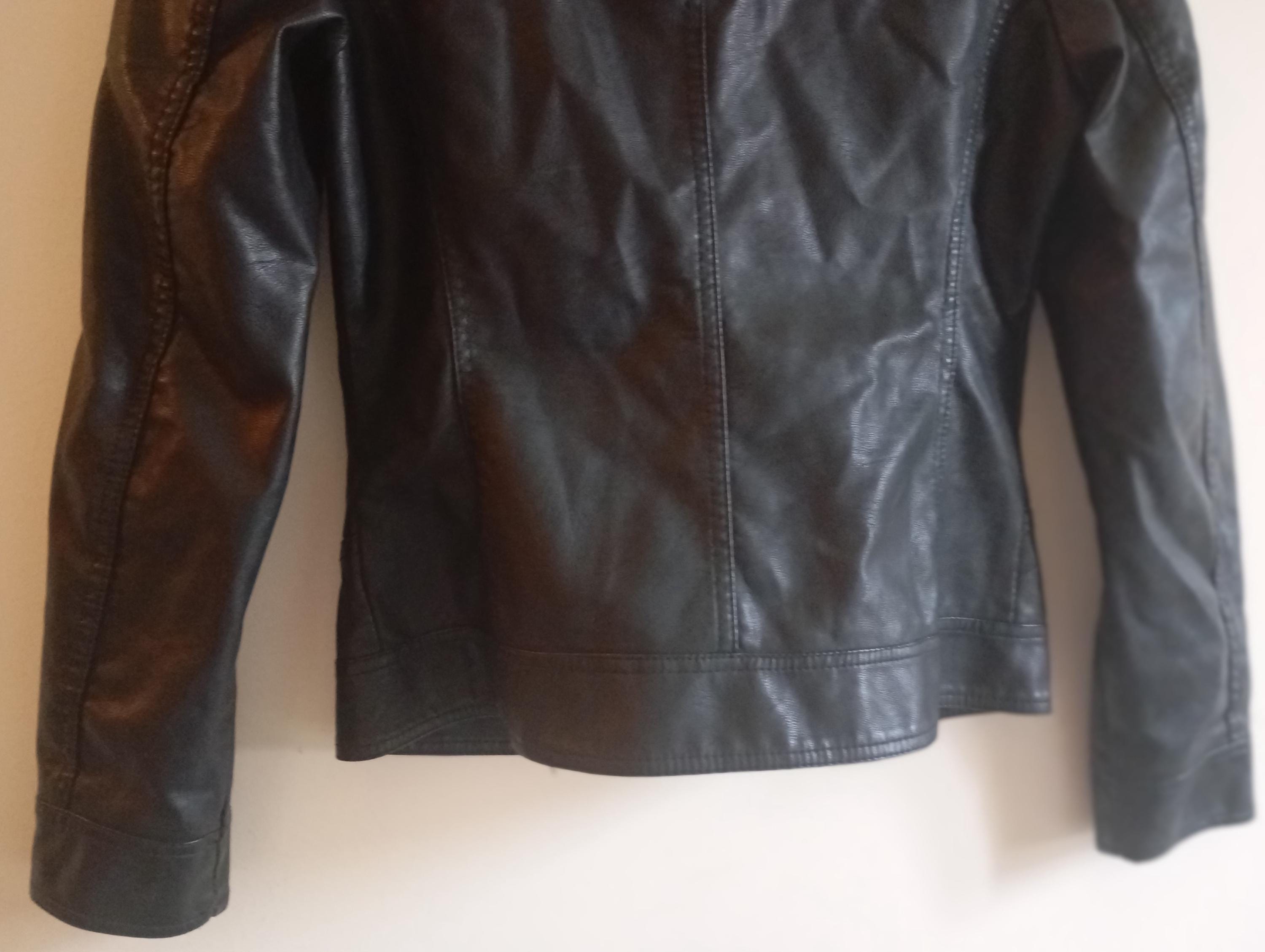 Y2K 00s Women's Faux Leather Jacket Black | Zipper & Pockets