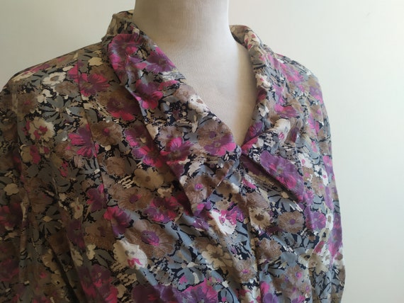 from 60's Cotton Floral Fuchsia Gray Dress Mid-ca… - image 3