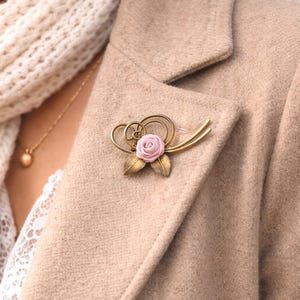 broche de bijoux rétro des années 60, broche, couleur foncée, bijoux des années 60, broche vintage, style boho, style gitan,