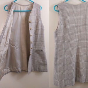 from 90&#39;s Women&#39;s Wooly Vest Check on Gray White Brown colors with Pockets Waistcoat Clothing Woolen  Vintage Women&#39;s Wool Medium size