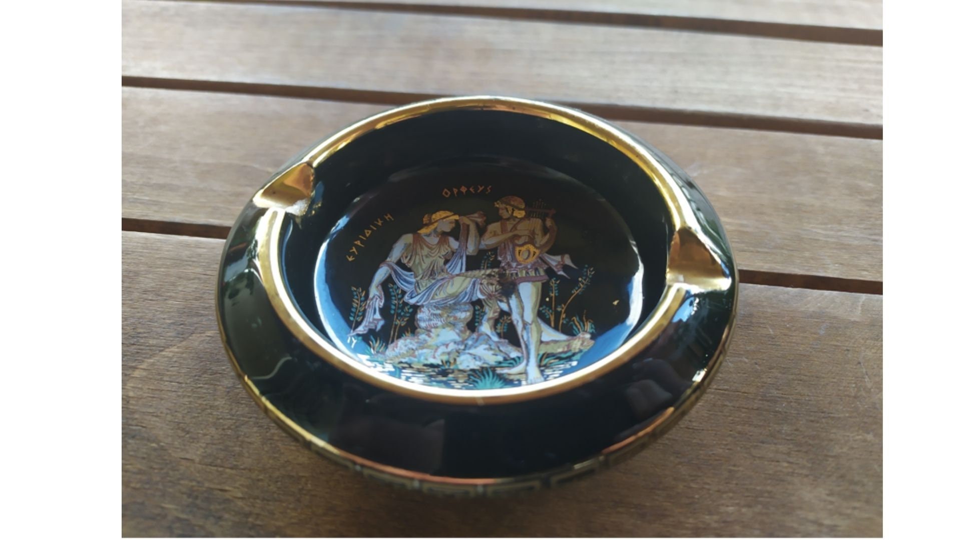 Griechischer Aschenbecher Keramik Vintage 90er Jahre Sammlerstück für  Zigaretten Griechische Mythologie getrimmt in 24k Gold Made in Greece -  .de