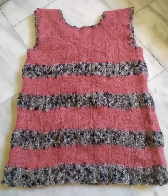 Hand knit Sweater Vest from 00's Woolen Sweet Gra… - image 7