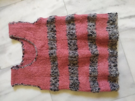 Hand knit Sweater Vest from 00's Woolen Sweet Gra… - image 2