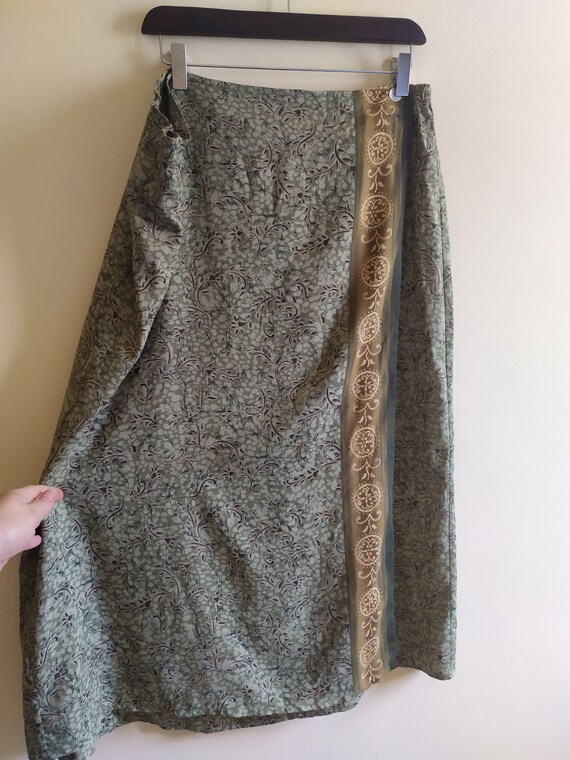 Plus Size Retro Wrap Skirt: Long  Lovely Below th… - image 5