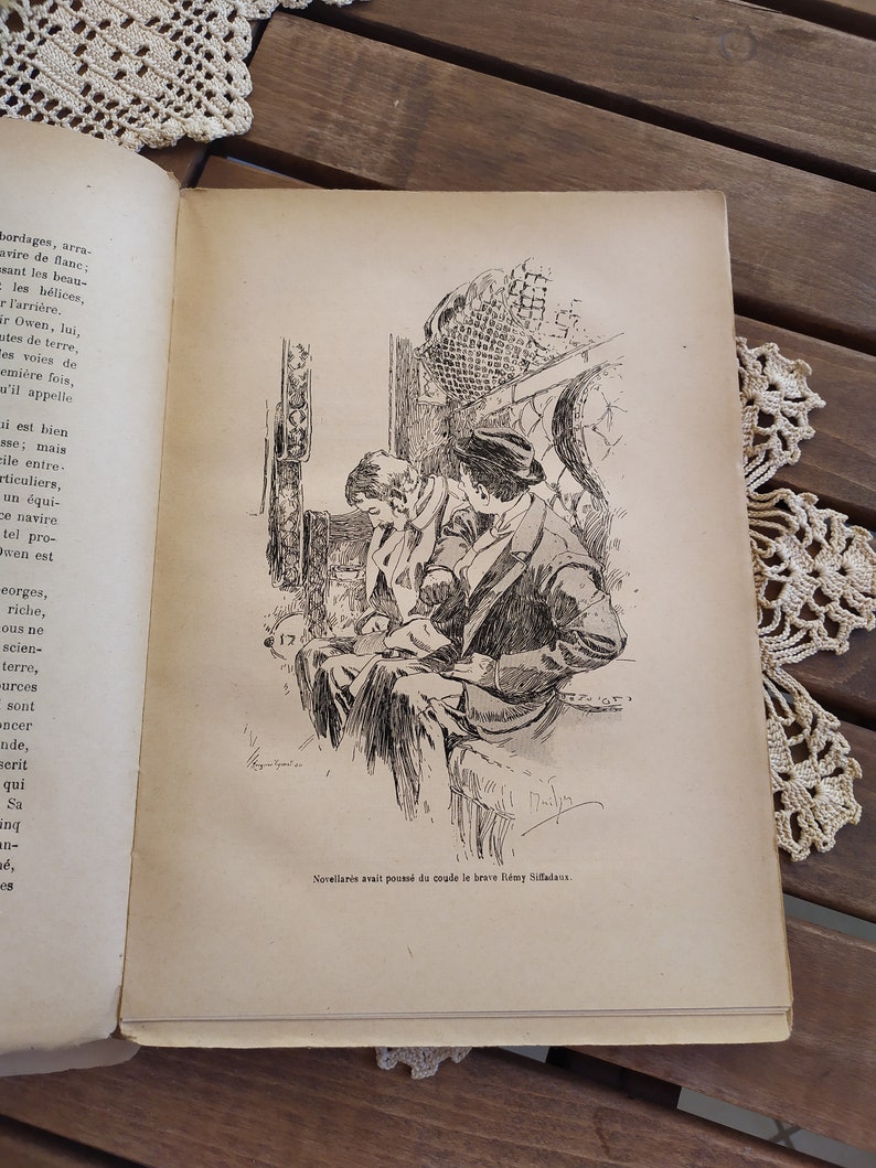 decoupage Ephemera Paper vintage decoration vintage distressed French book craft craft journals collage rustic shabby chic decor